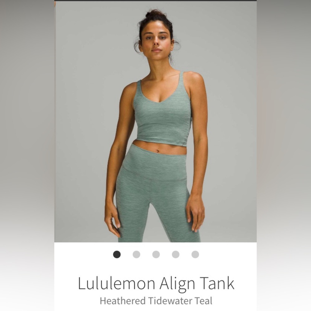 Women's Green Sports Bra and Leggings Set